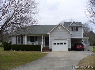 102 Ann Ct, New Bern, NC 28560