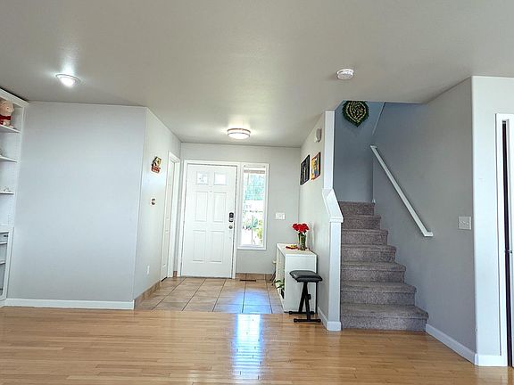 5th image of 4929 140th St SE