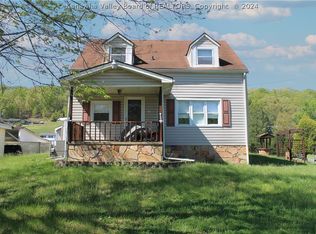 1559 Spring Valley Dr, Huntington, WV 25704