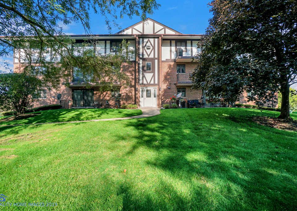1st image of 10845 S 84th Ave APT 3A