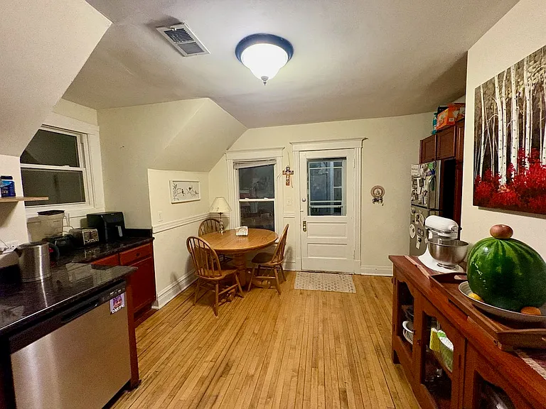 3824 N Damen Ave #3 — Photo 8