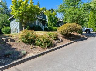 3706 SW Pasadena St, Portland, OR 97219