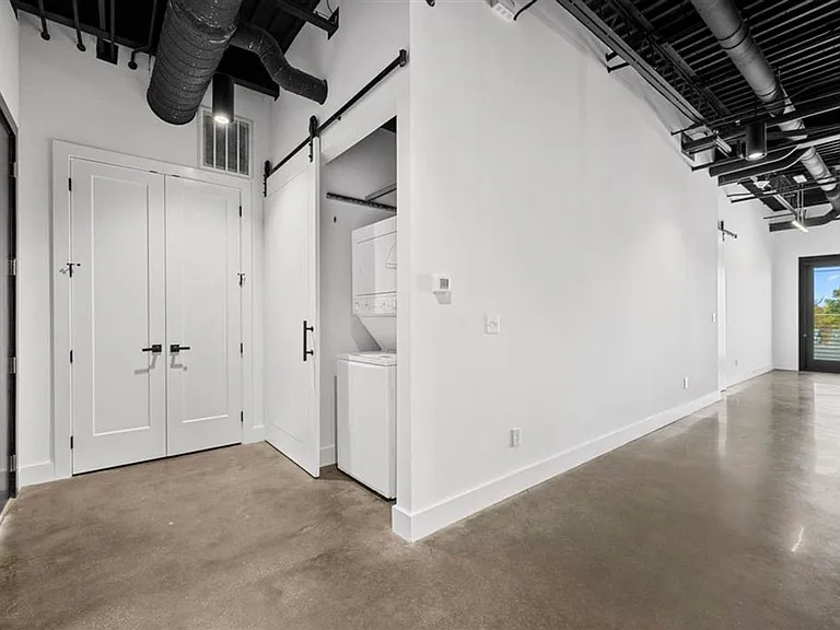 1131 Fairview Ave #309 — Photo 7