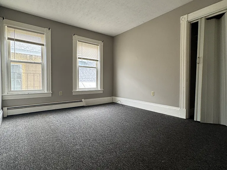 18 E Pearl St #3 — Photo 11