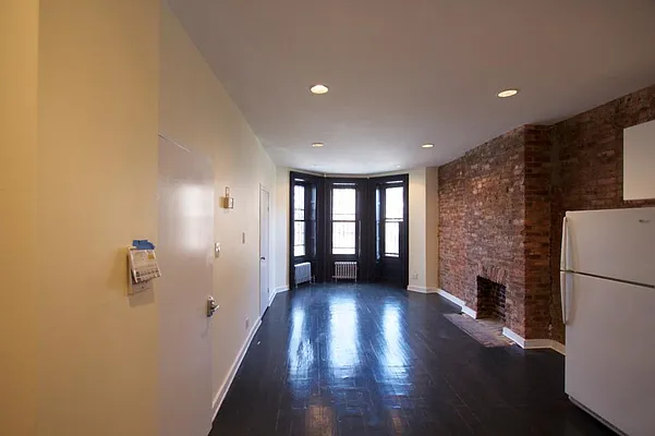Rented by J Backer Group Inc | media 41