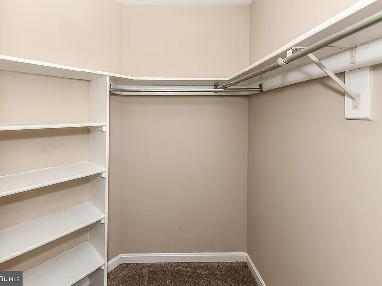 13100 Watchwood Ln — Photo 23