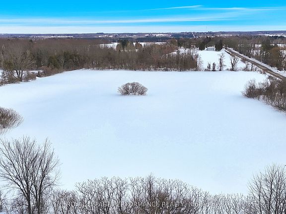 4th image of 1859 Greenlane Rd E