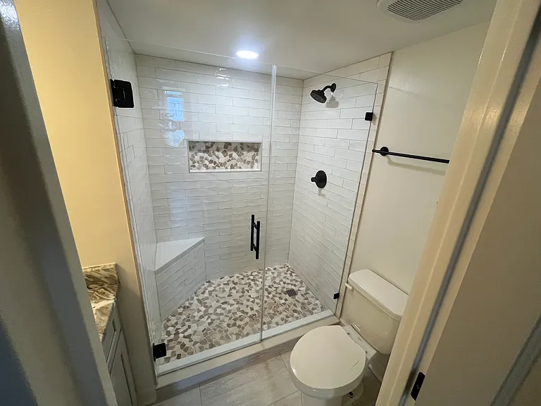 14 Lockwood Dr #7H — Photo 39