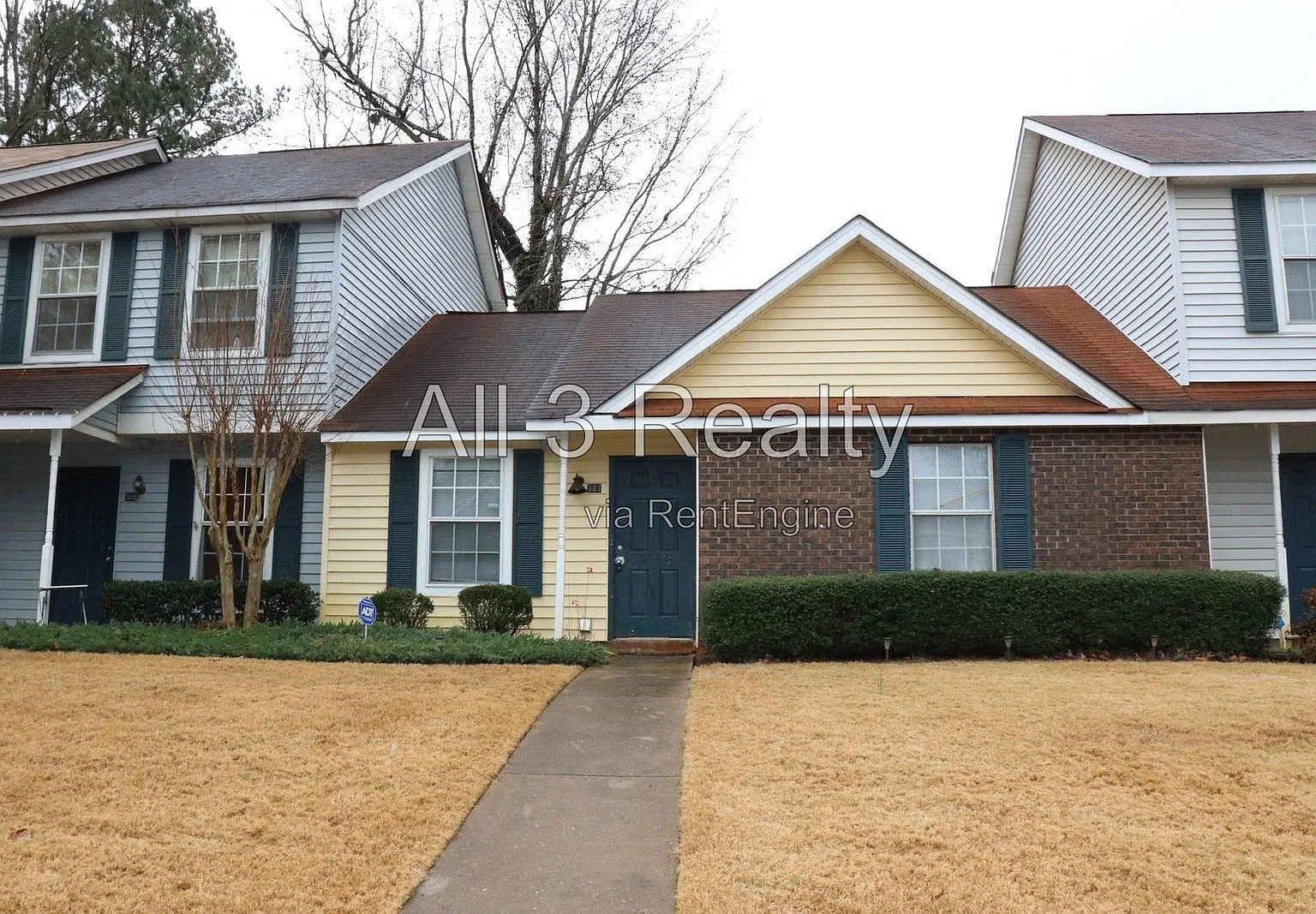 2 bed, 2.0 bath, 960 sqft, $1,250 — Photo 1
