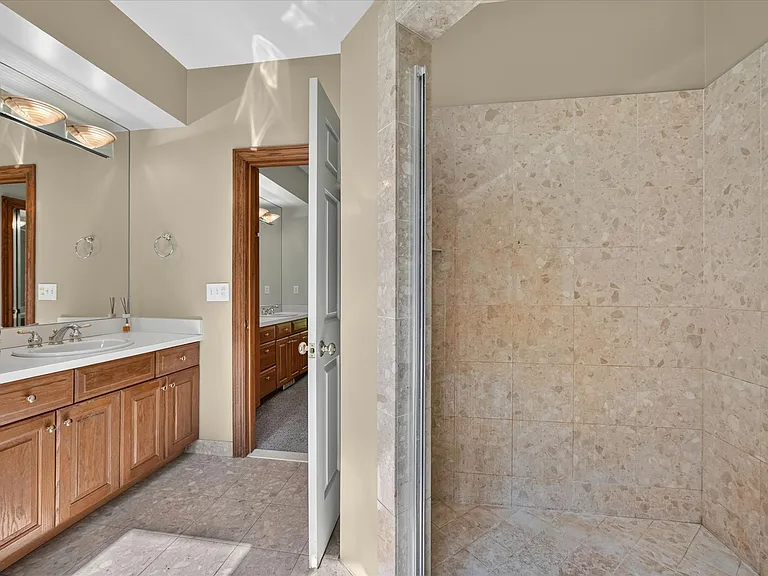 3187 Turnberry Dr — Photo 29