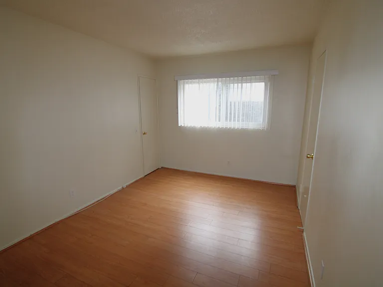 614 W Dryden St #6 — Photo 5