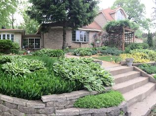 4509 W Lake Shore Dr, Wonder Lake, IL 60097