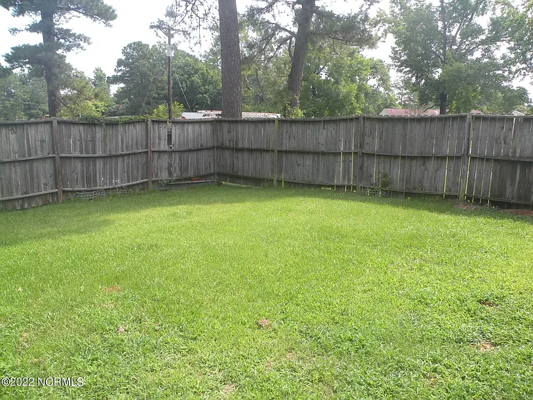 226 Webb Blvd — Photo 13