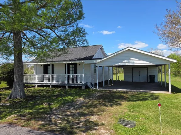 206 Danos St, Raceland, LA 70394