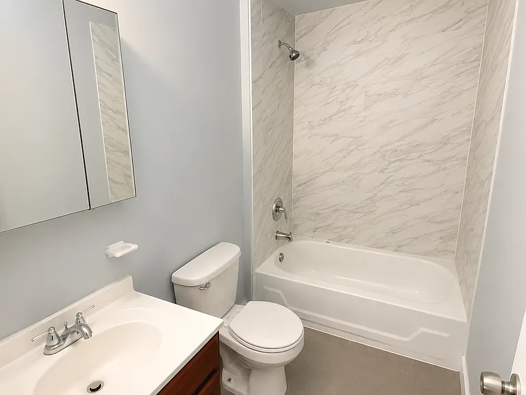 80 Brookdale Ave #3B — Photo 2