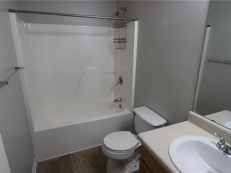 156 Shadowhill Ln — Photo 13