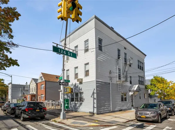 1848 126th St, College Point, NY 11356