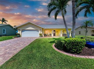 4508 Mangrove Point Rd, Bradenton, FL 34210