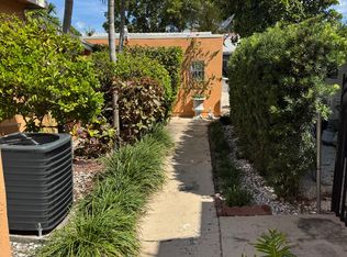 1613 SW 19th Ter, Miami, FL 33145