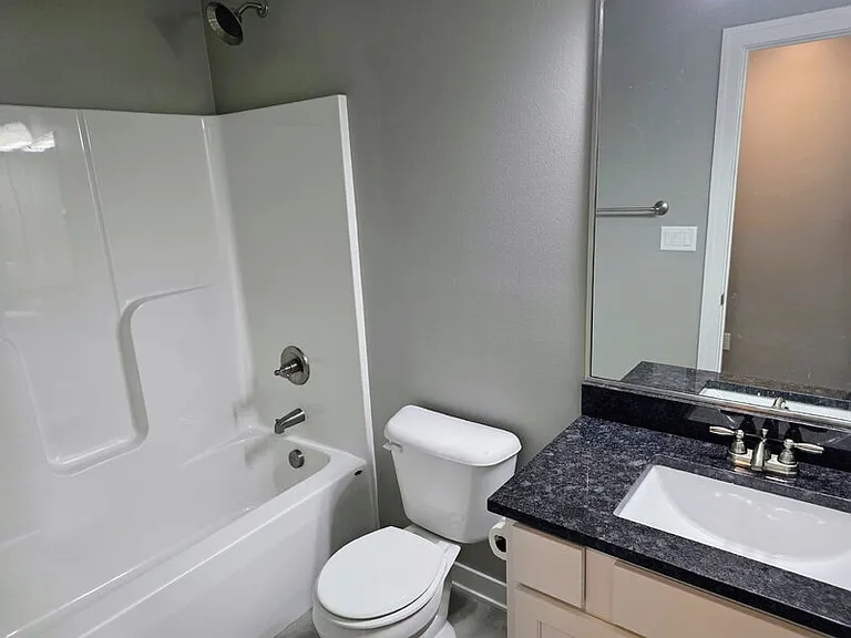 701 Bradford Dr — Photo 31