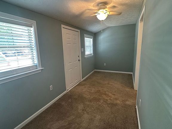 3rd image of 366 Donaghey Ave Unit 4