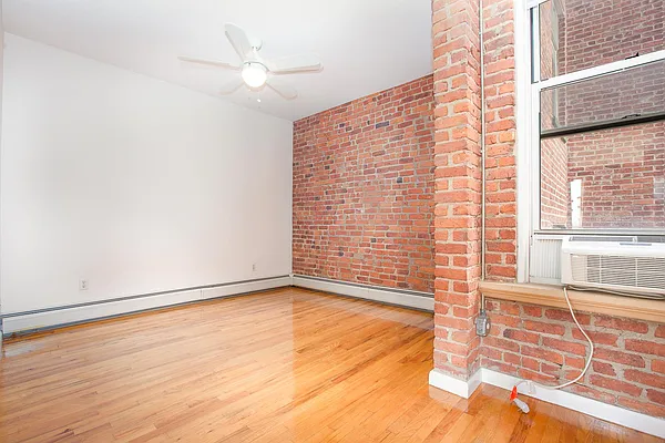 Rented by Voro NYC | media 18