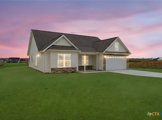 112 Oakmont Ln, La Vernia, TX 78121
