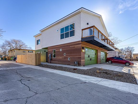 3rd image of 335 Roberts St
