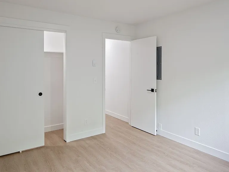 3132 SW Marigold St — Photo 51