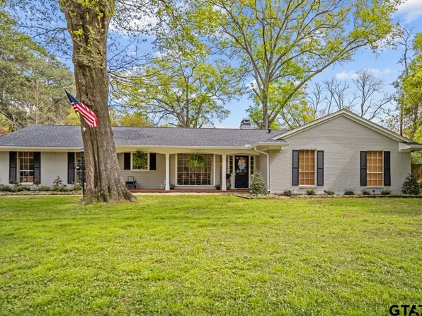 504 N Gordon Dr, Crockett, TX 75835