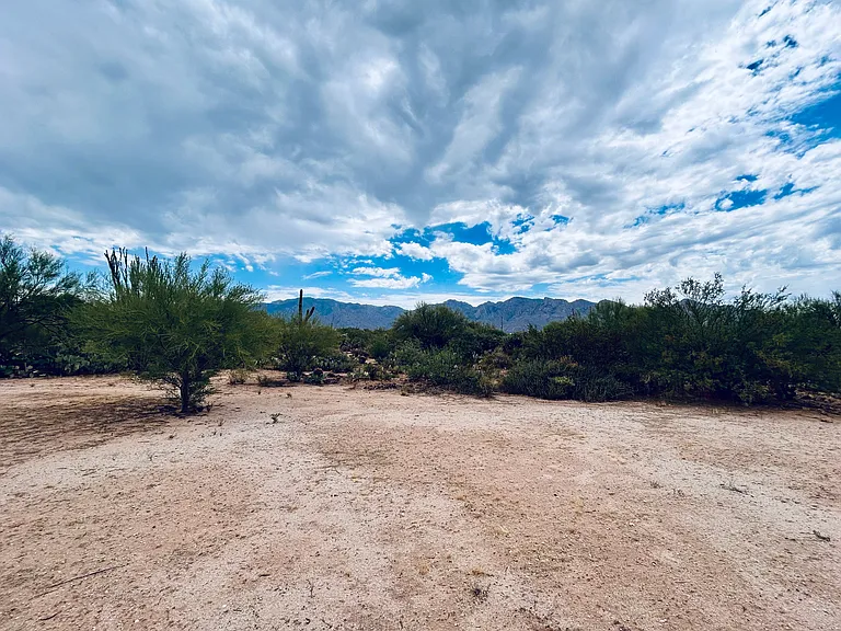 12575 N Mountain Breeze Dr — Photo 7