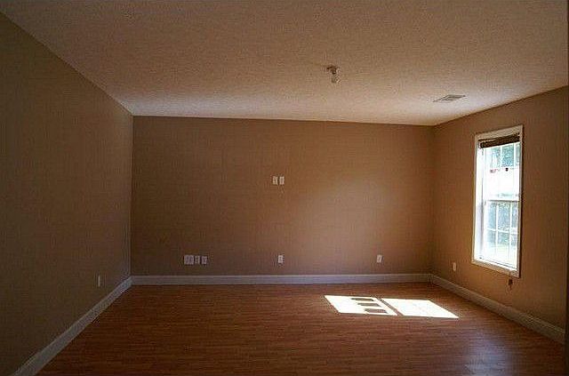 1st image of 49 Salem Dr