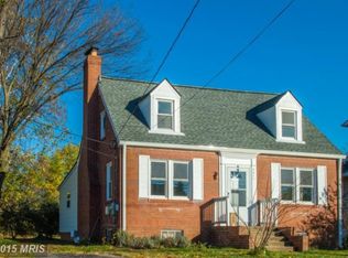 3908 9th St S, Arlington, VA 22204