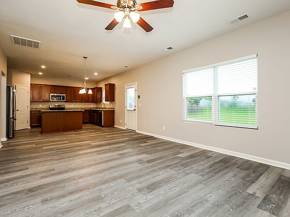 4th image of 3526 Pitchers Ln