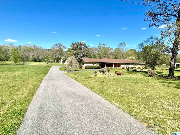 1480 Stemley Bridge Rd, Talladega, AL 35160