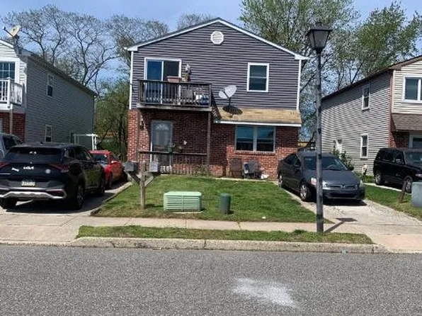 311 Corinthian Ave, Essington, PA 19029