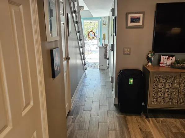 71 Eagan Avenue image 3 of 49