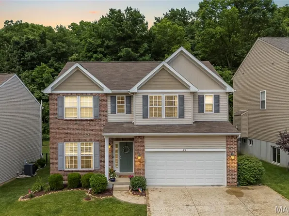 49 San Marino Pkwy, Fenton, MO 63026