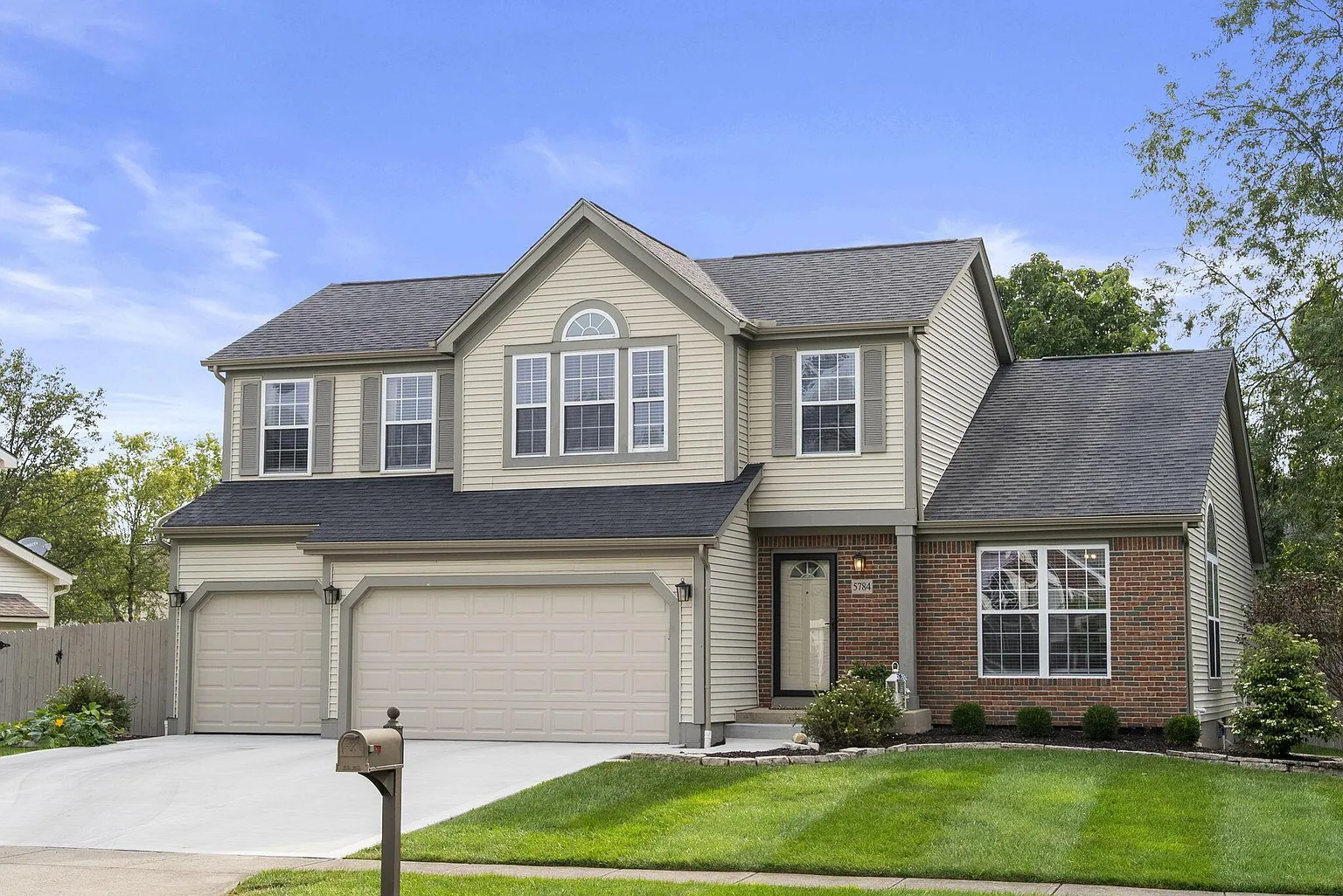 5784 Quail Run Dr photo 1
