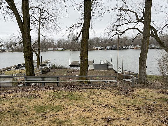 2nd image of 67 Lakeview Rd