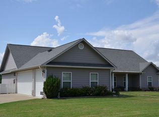 134 Lakeside Ct, Lake Village, AR 71653