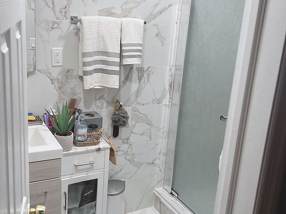 2nd image of 228 N 7th Ave APT 1
