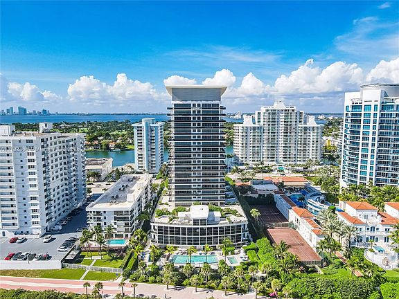 4th image of 5875 Collins Ave #A-1704