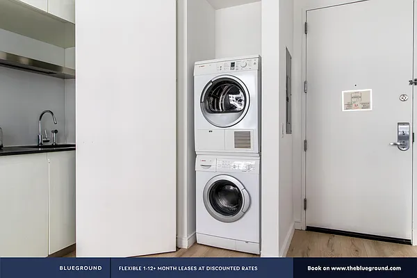 Rented by The Blueground | media 7