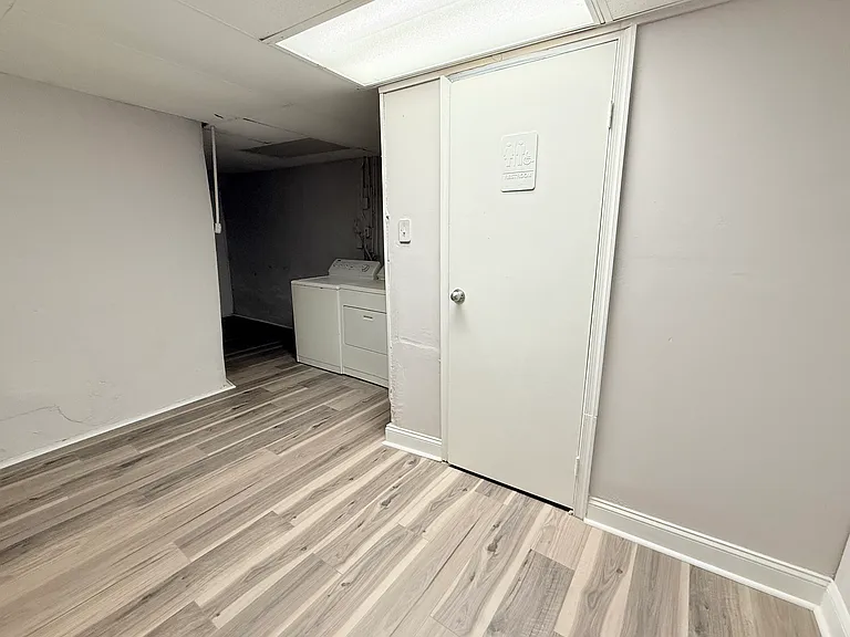 736 W Nedro Ave — Photo 25
