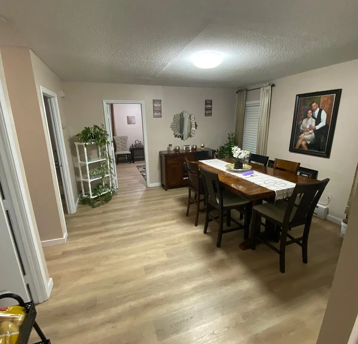 3 bed, 1200 sqft, $1,900 — Photo 3