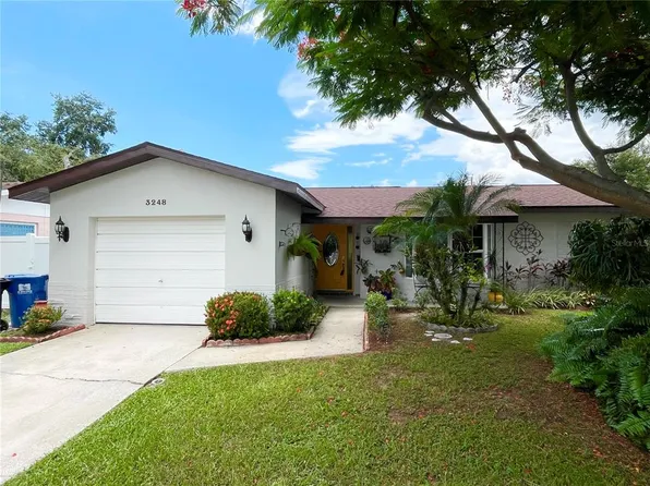 3248 35th St N, Saint Petersburg, FL 33713