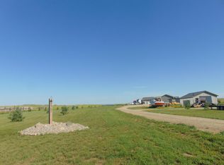 2757 Lyons Rd, Mandan, ND 58554