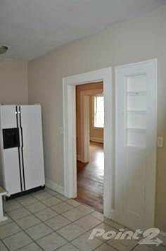 202 Hawthorne 005
