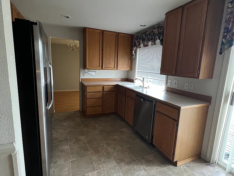 12717 NE 133rd Pl — Photo 3